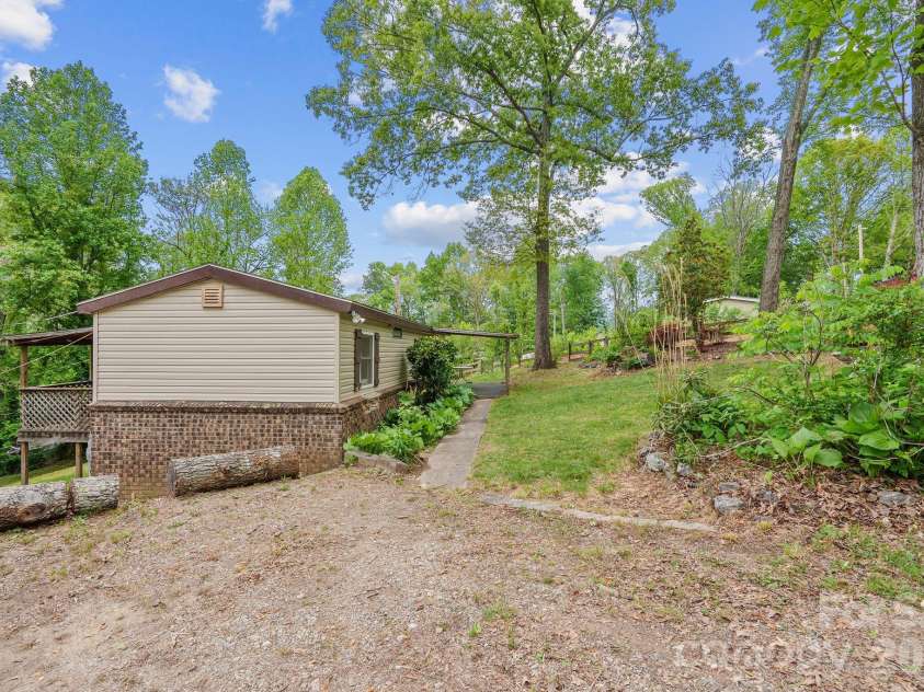 112 Hidden Forest Estate, Candler, NC 28715.  MLS# CAR4371208, YatesRealty ID 17288. 