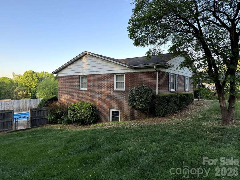 1 Clearview Street, Granite Falls, NC 28630.  MLS# CAR4374917, YatesRealty ID 17289. 