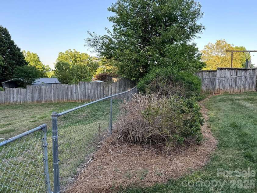 1 Clearview Street, Granite Falls, NC 28630.  MLS# CAR4374917, YatesRealty ID 17289. 