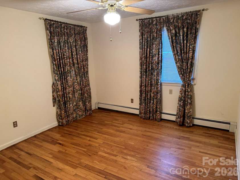 1 Clearview Street, Granite Falls, NC 28630.  MLS# CAR4374917, YatesRealty ID 17289. 