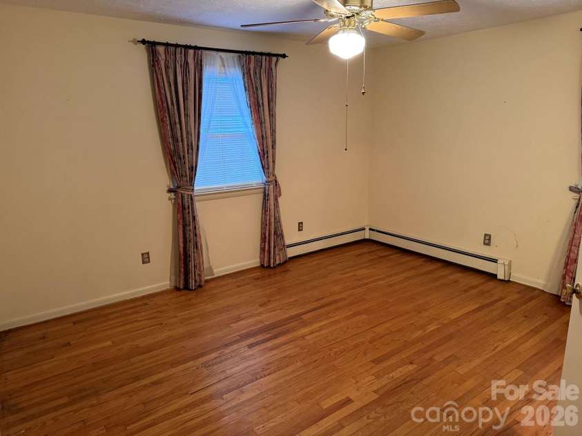 1 Clearview Street, Granite Falls, NC 28630.  MLS# CAR4374917, YatesRealty ID 17289. 
