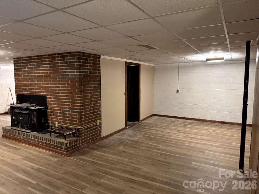 1 Clearview Street, Granite Falls, NC 28630.  MLS# CAR4374917, YatesRealty ID 17289. 