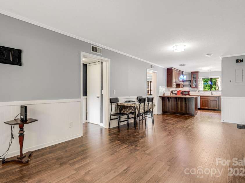 15 Lake Drive, Laurel Park, NC 28739.  MLS# CAR4266698, YatesRealty ID 17289. 