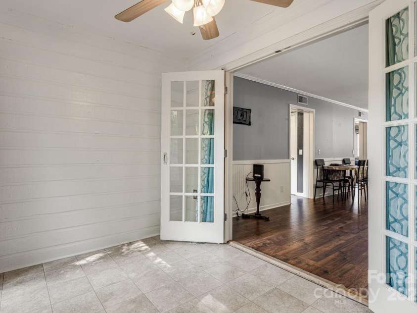 15 Lake Drive, Laurel Park, NC 28739.  MLS# CAR4266698, YatesRealty ID 17289. 