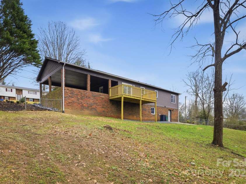 3630 Spencer Lane, Lenoir, NC 28645.  MLS# CAR4326342, YatesRealty ID 1729. 