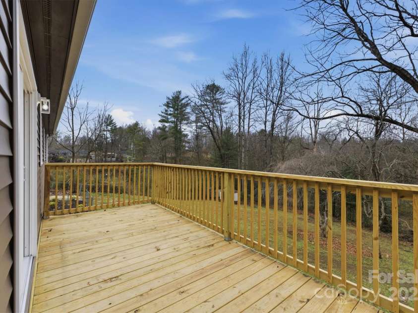 3630 Spencer Lane, Lenoir, NC 28645.  MLS# CAR4326342, YatesRealty ID 1729. 