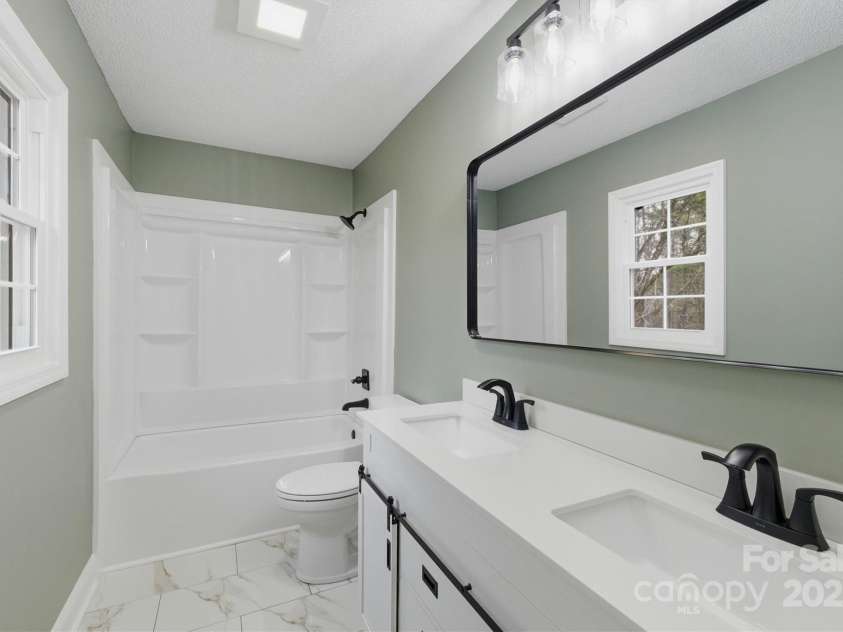 3630 Spencer Lane, Lenoir, NC 28645.  MLS# CAR4326342, YatesRealty ID 1729. 