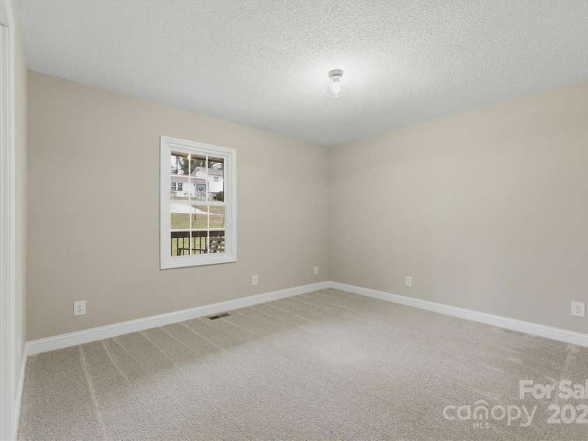 3630 Spencer Lane, Lenoir, NC 28645.  MLS# CAR4326342, YatesRealty ID 1729. 