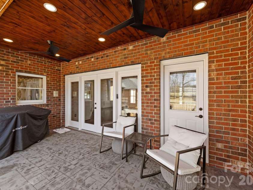 4122 Amarillo Drive, Concord, NC 28027.  MLS# CAR4333530, YatesRealty ID 17291. 