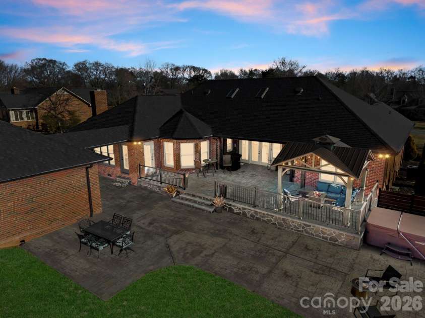 4122 Amarillo Drive, Concord, NC 28027.  MLS# CAR4333530, YatesRealty ID 17291. 