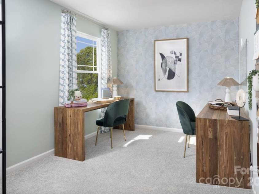 7220 Hodges Meadow Lane, Charlotte, NC 28213.  MLS# CAR4267228, YatesRealty ID 17291. Bedroom 3/flex room