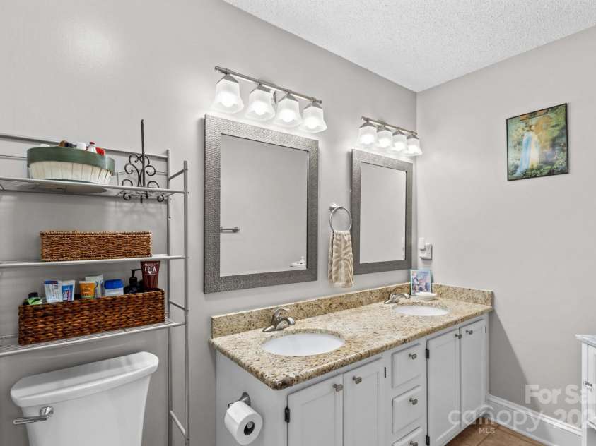 402 Swaim Court, Salisbury, NC 28147.  MLS# CAR4263781, YatesRealty ID 17292. 