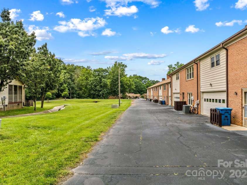 402 Swaim Court, Salisbury, NC 28147.  MLS# CAR4263781, YatesRealty ID 17292. 