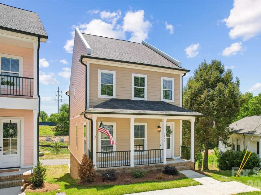 5860 Pittmon Lane, Kannapolis, NC 28081.  MLS# CAR4374434, YatesRealty ID 17292. 