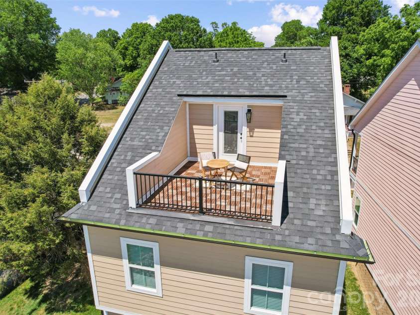 5860 Pittmon Lane, Kannapolis, NC 28081.  MLS# CAR4374434, YatesRealty ID 17292. Own the balcony!