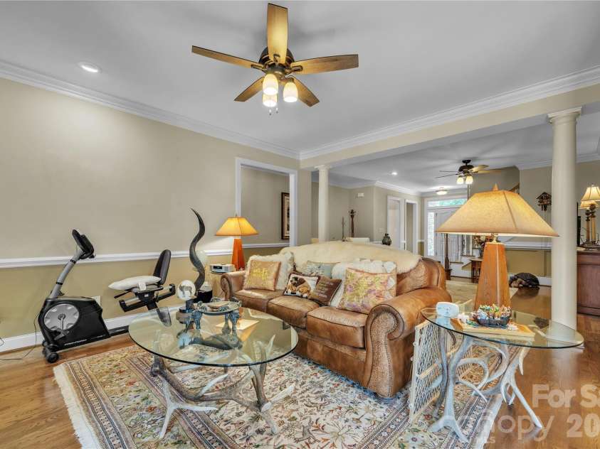 118 Bradford Court, Jefferson, NC 28640.  MLS# CAR4370001, YatesRealty ID 17294. 