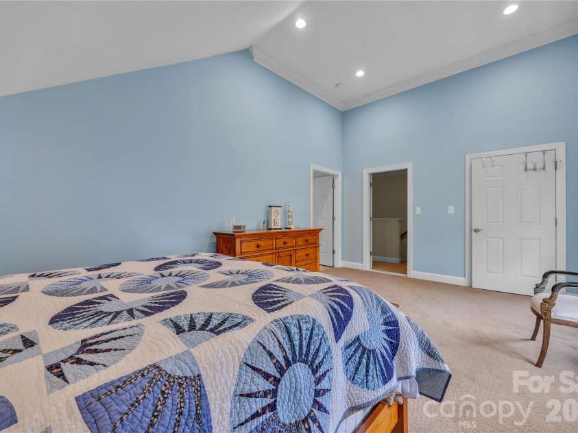 118 Bradford Court, Jefferson, NC 28640.  MLS# CAR4370001, YatesRealty ID 17294. 