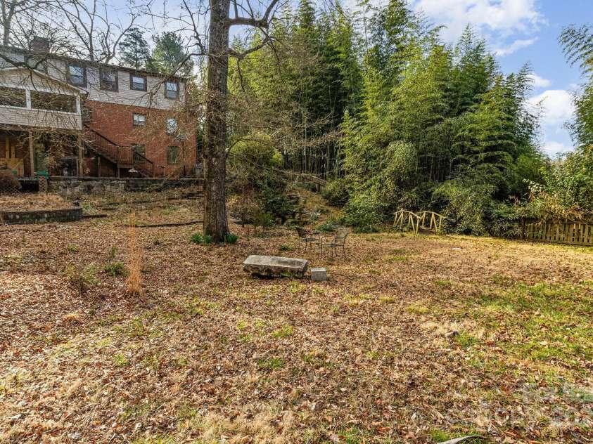 335 Summit Court, Concord, NC 28025.  MLS# CAR4267203, YatesRealty ID 17294. 