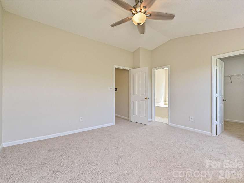 13623 Christian Tyler Court, Charlotte, NC 28278.  MLS# CAR4355131, YatesRealty ID 17295. 