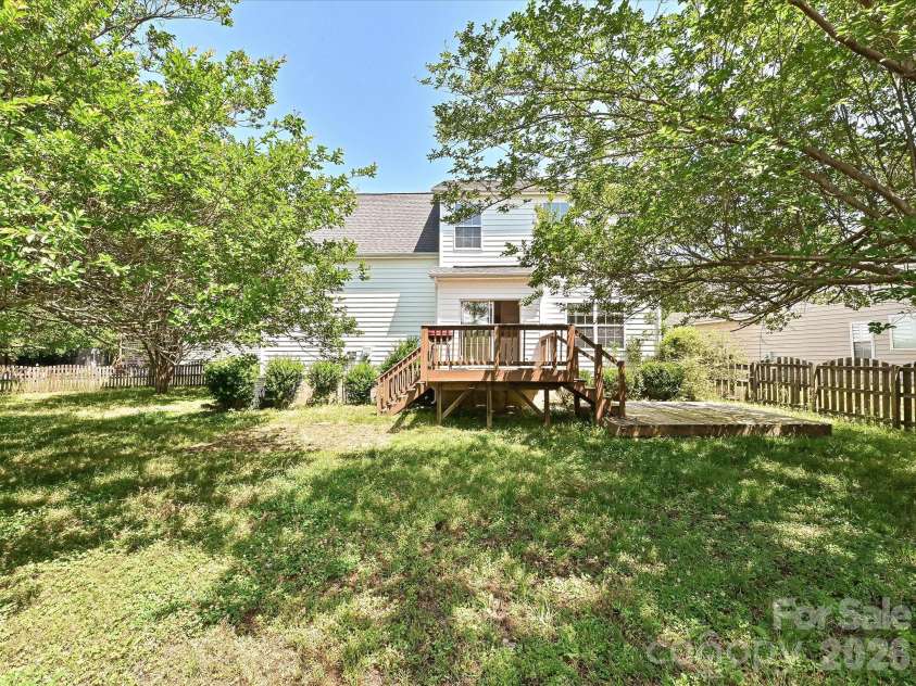 13623 Christian Tyler Court, Charlotte, NC 28278.  MLS# CAR4355131, YatesRealty ID 17295. 