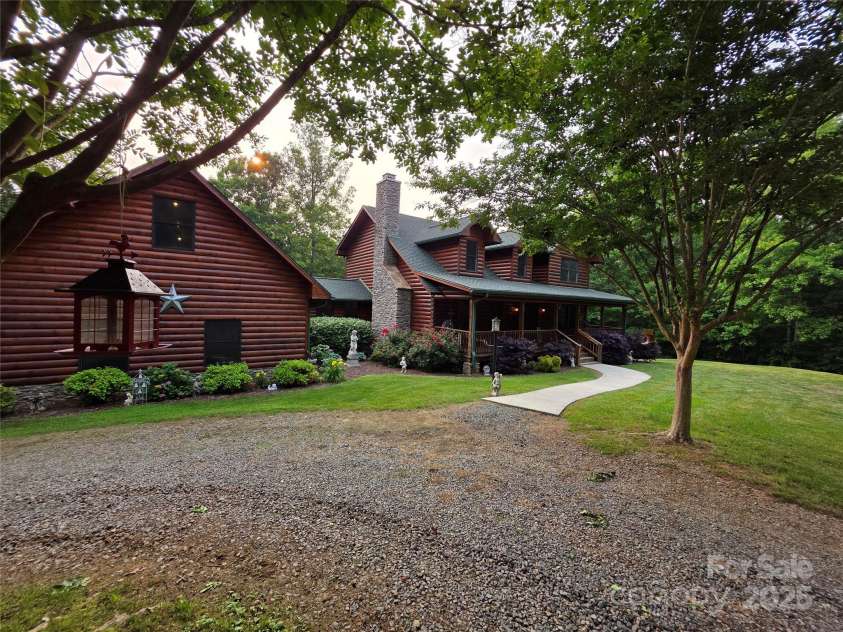 320 Estes Farm Trail, Eden, NC 27288.  MLS# CAR4266379, YatesRealty ID 17295. 