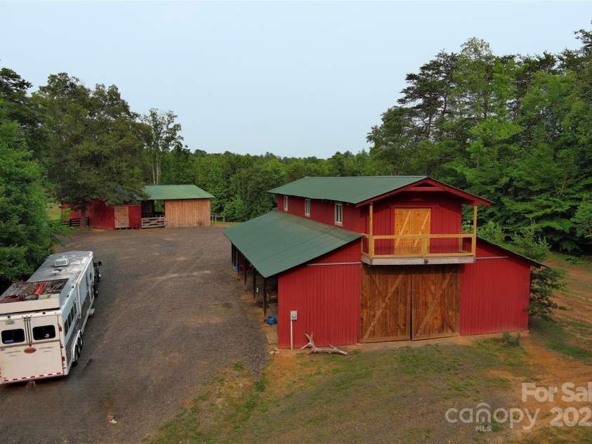 320 Estes Farm Trail, Eden, NC 27288.  MLS# CAR4266379, YatesRealty ID 17295. 