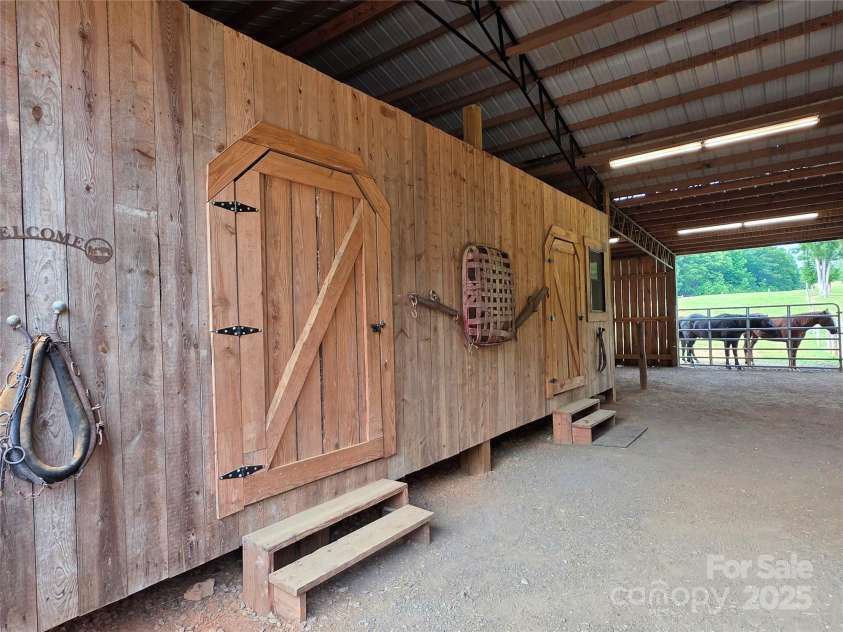 320 Estes Farm Trail, Eden, NC 27288.  MLS# CAR4266379, YatesRealty ID 17295. 