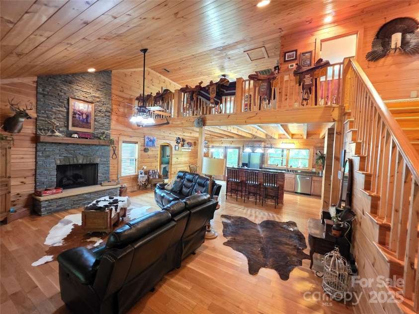 320 Estes Farm Trail, Eden, NC 27288.  MLS# CAR4266379, YatesRealty ID 17295. 