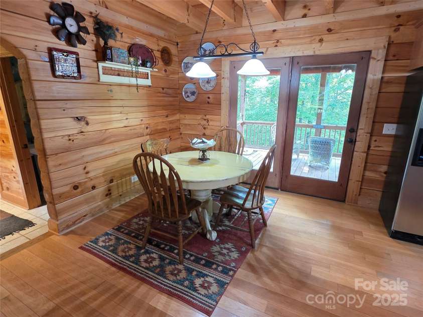 320 Estes Farm Trail, Eden, NC 27288.  MLS# CAR4266379, YatesRealty ID 17295. 