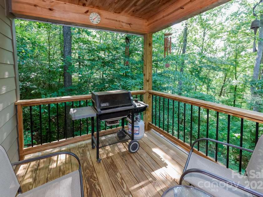 309 Willow Lakes Drive, Rutherfordton, NC 28139.  MLS# CAR4266550, YatesRealty ID 17296. 
