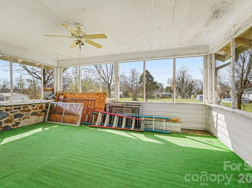 402 Main Street, Boonville, NC 27011.  MLS# CAR4367757, YatesRealty ID 17296. 