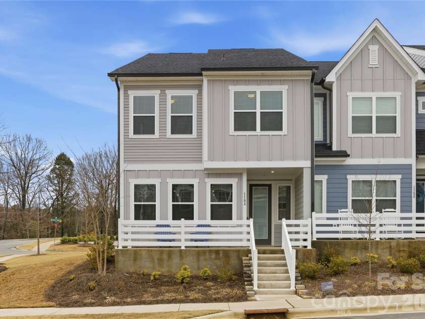 118 Berkeley Avenue, Mooresville, NC 28117.  MLS# CAR4352206, YatesRealty ID 17297. 