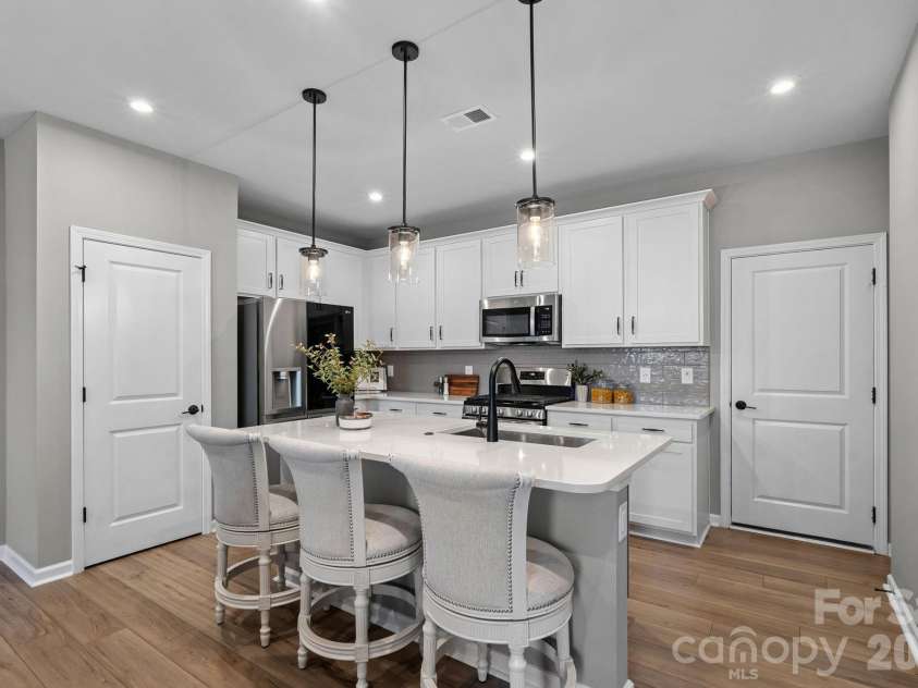 118 Berkeley Avenue, Mooresville, NC 28117.  MLS# CAR4405040, YatesRealty ID 17297. 