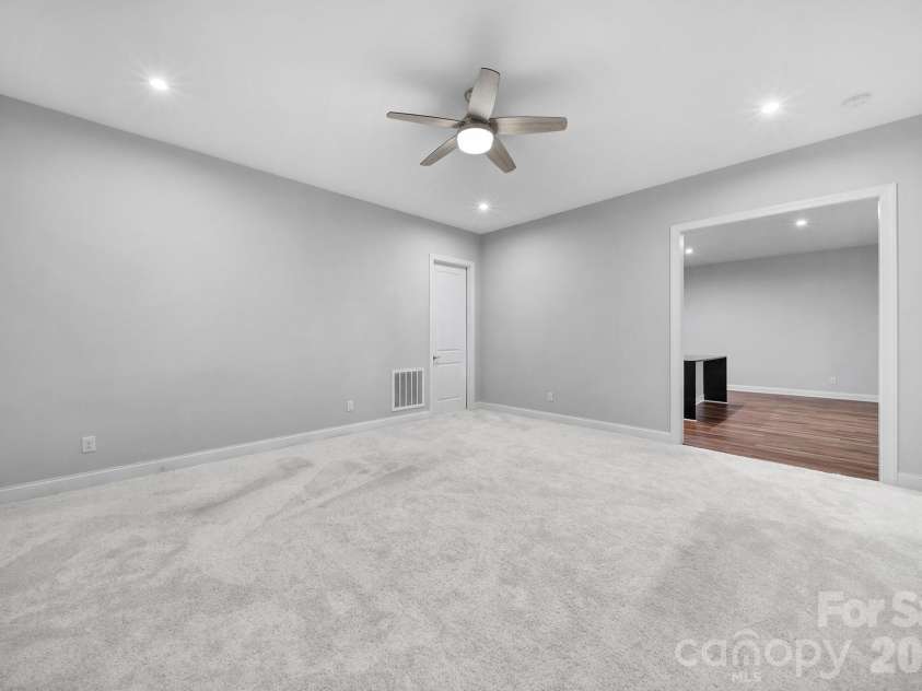 3509 Aqua Point Drive, York, SC 29745.  MLS# CAR4352605, YatesRealty ID 17298. 
