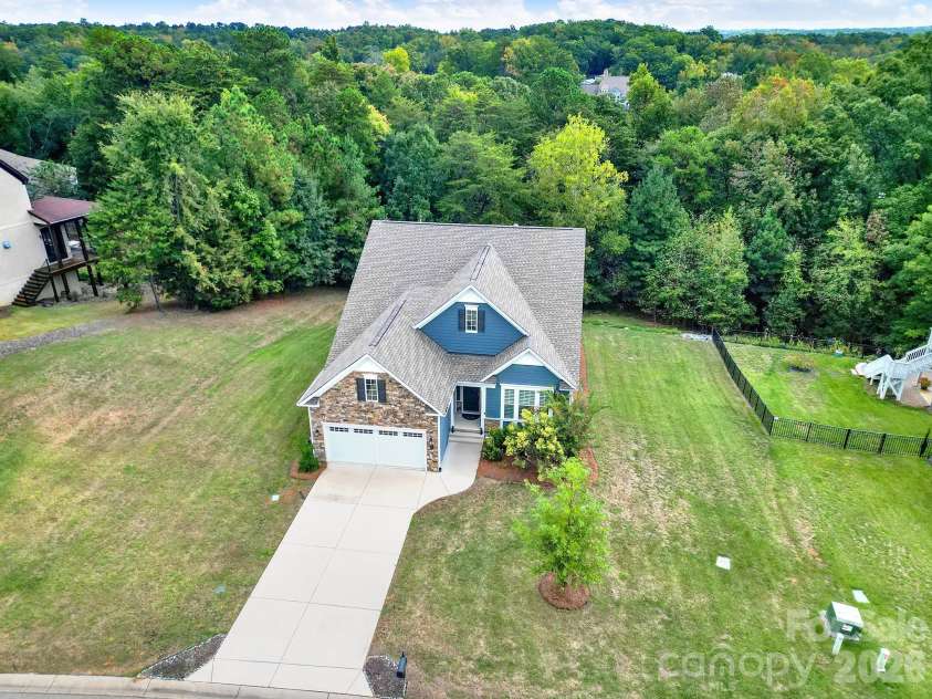 3509 Aqua Point Drive, York, SC 29745.  MLS# CAR4352605, YatesRealty ID 17298. 