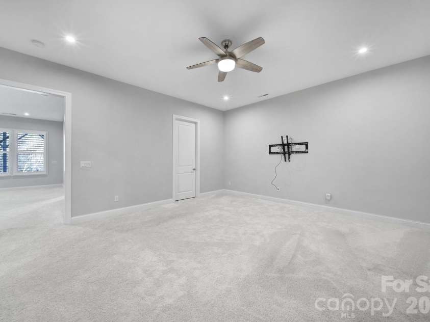 3509 Aqua Point Drive, York, SC 29745.  MLS# CAR4421196, YatesRealty ID 17298. 