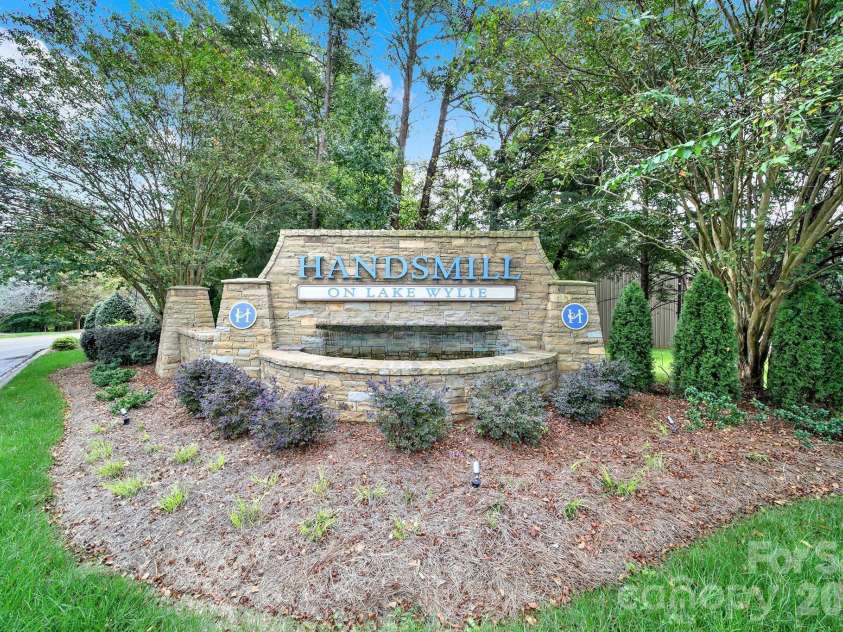 3509 Aqua Point Drive, York, SC 29745.  MLS# CAR4421196, YatesRealty ID 17298. 
