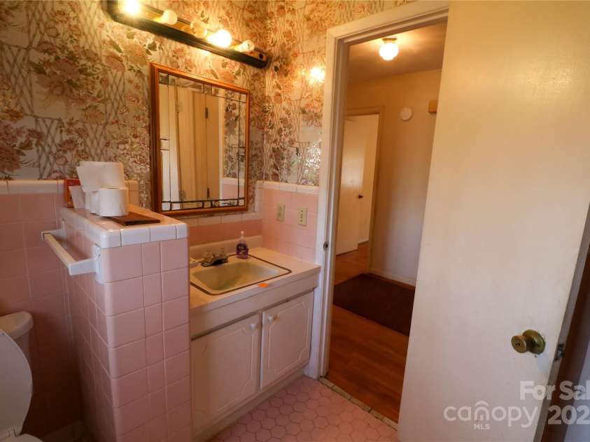 170 Heritage Lane, Salisbury, NC 28147.  MLS# CAR4263869, YatesRealty ID 17299. 