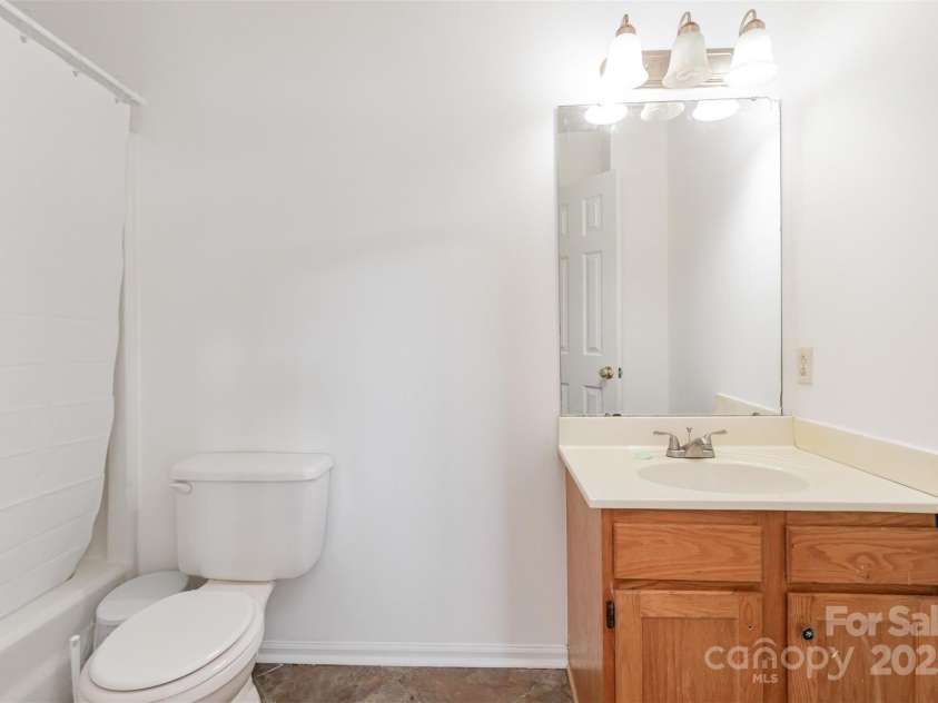 5812 Autumn Trace Lane, Indian Trail, NC 28079.  MLS# CAR4320422, YatesRealty ID 17299. 