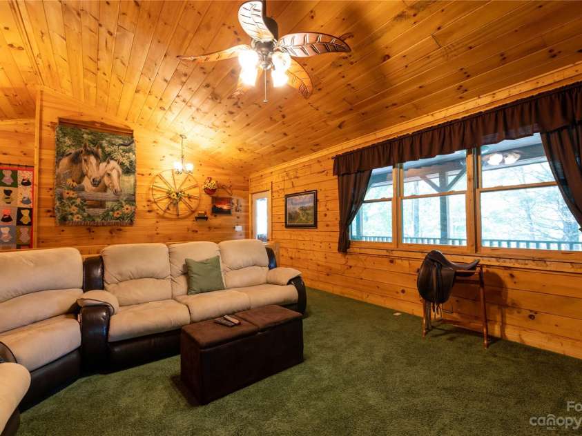 120 Brookwood Lane, Burnsville, NC 28714.  MLS# CAR4047789, YatesRealty ID 173. 