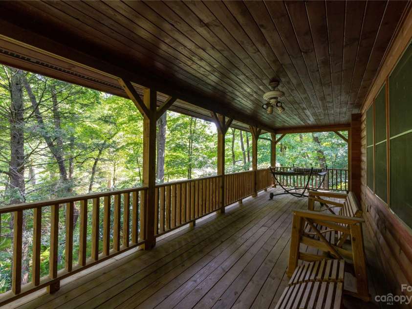 120 Brookwood Lane, Burnsville, NC 28714.  MLS# CAR4047789, YatesRealty ID 173. 