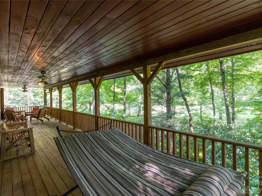 120 Brookwood Lane, Burnsville, NC 28714.  MLS# CAR4047789, YatesRealty ID 173. 