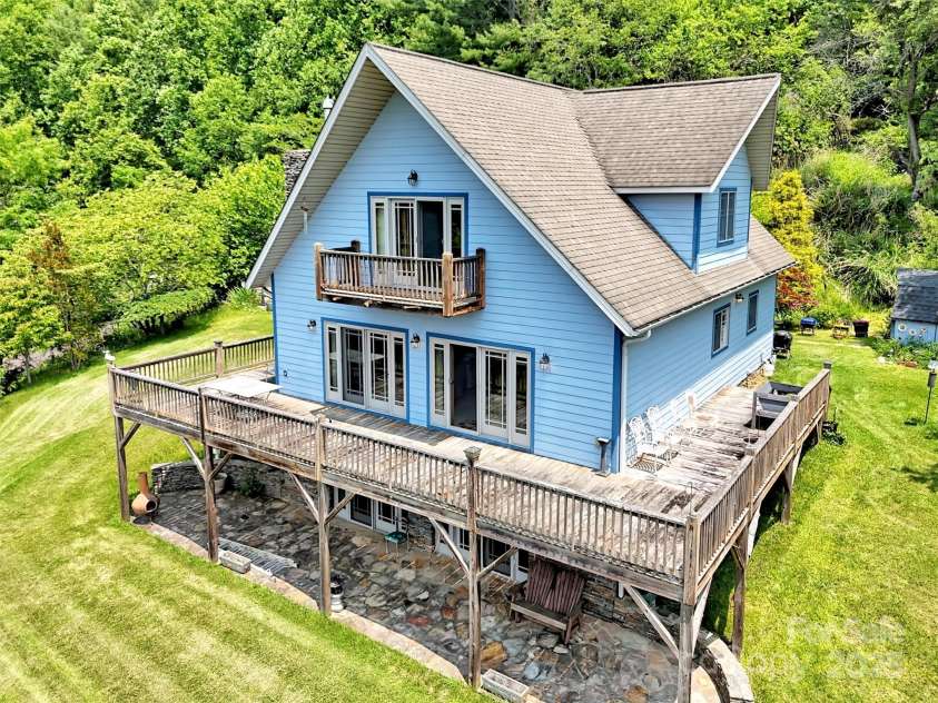 1592 Piney Hill Road, Burnsville, NC 28714.  MLS# CAR4269661, YatesRealty ID 173. 