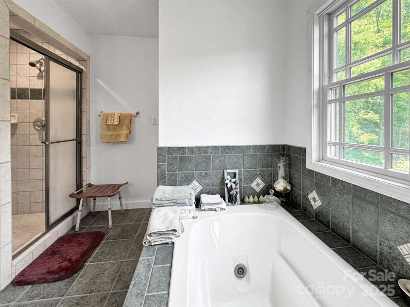 1592 Piney Hill Road, Burnsville, NC 28714.  MLS# CAR4269661, YatesRealty ID 173. 