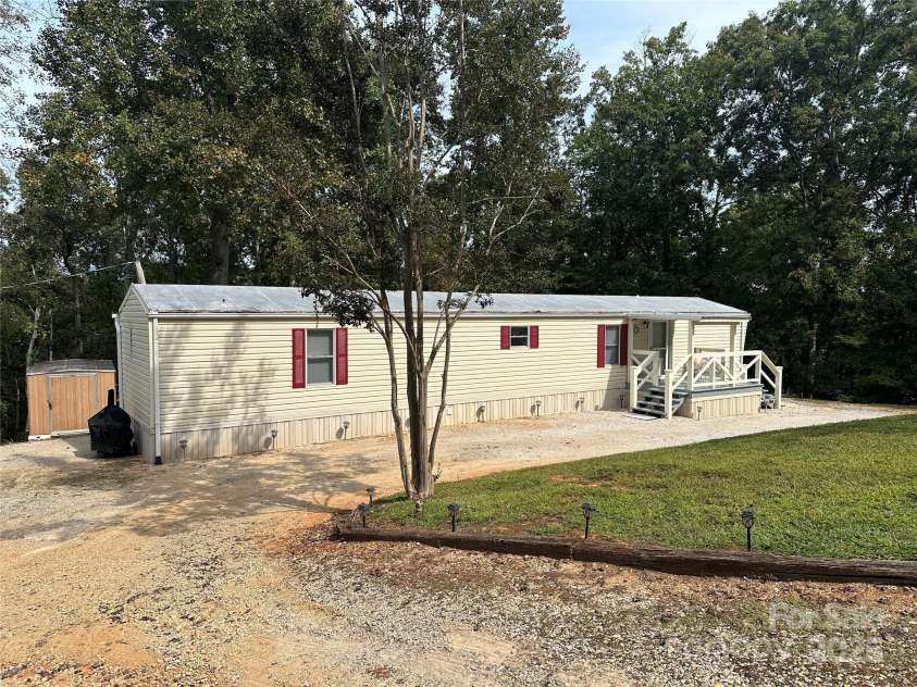 325 Griggs Road, Old Fort, NC 28762.  MLS# CAR4303072, YatesRealty ID 1730. 