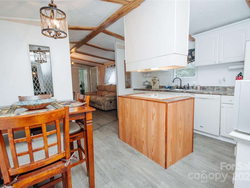 325 Griggs Road, Old Fort, NC 28762.  MLS# CAR4303072, YatesRealty ID 1730. 