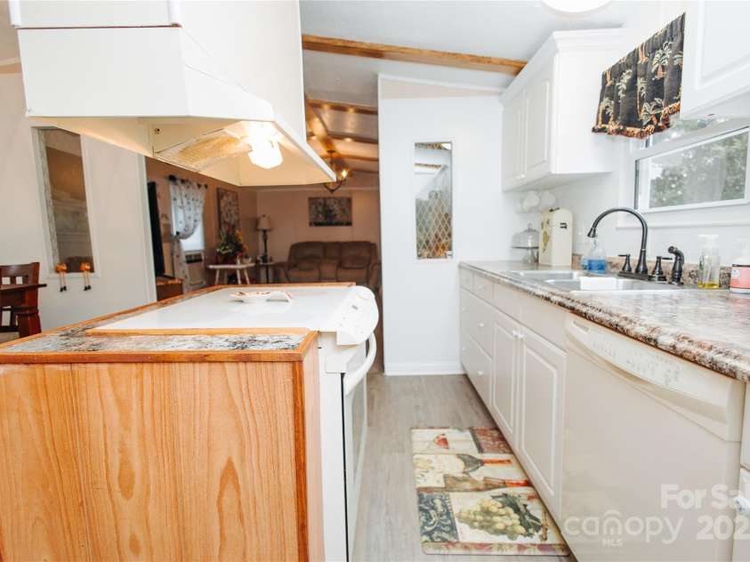 325 Griggs Road, Old Fort, NC 28762.  MLS# CAR4303072, YatesRealty ID 1730. 