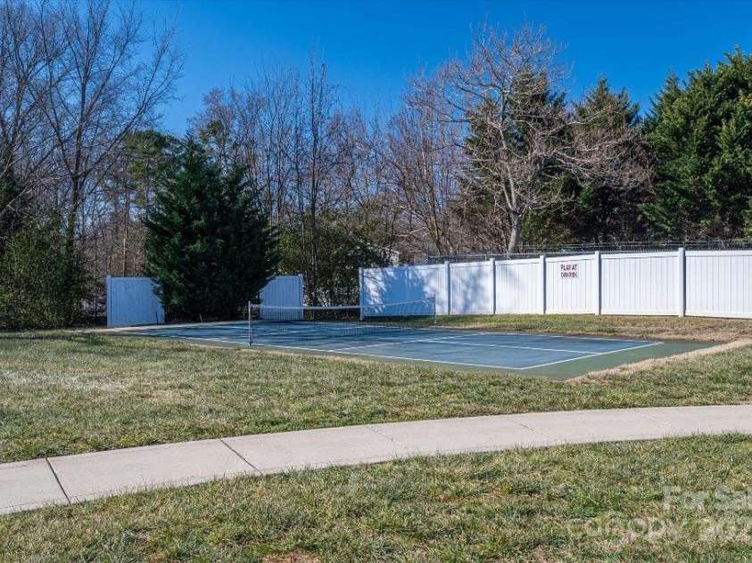 8176 Viscount Court, Denver, NC 28037.  MLS# CAR4214890, YatesRealty ID 1730. 