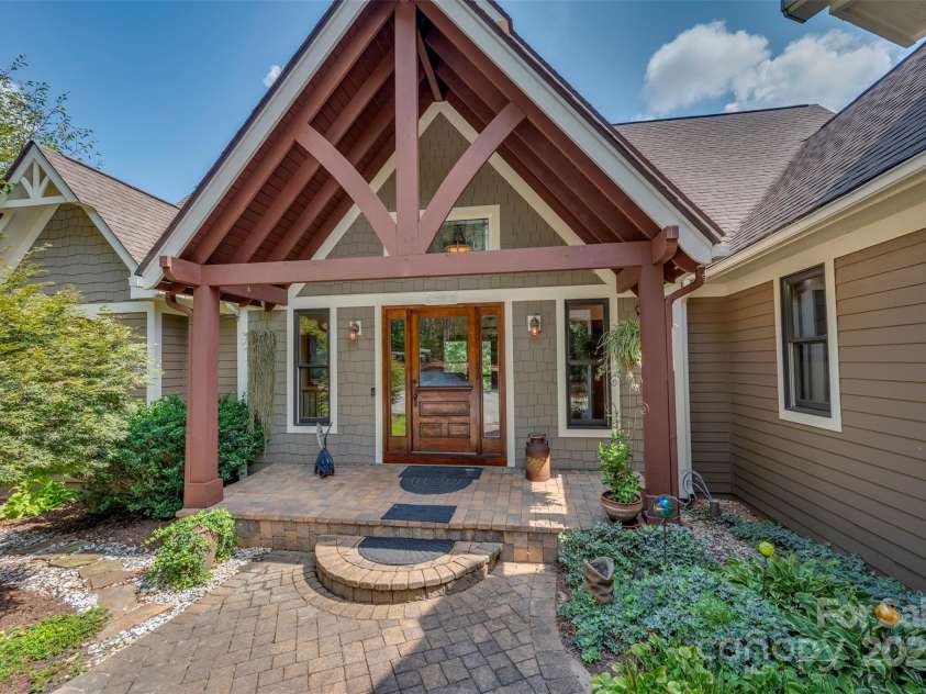 102 Uncle Coss Pond Road, Columbus, NC 28722.  MLS# CAR4267443, YatesRealty ID 17300. 