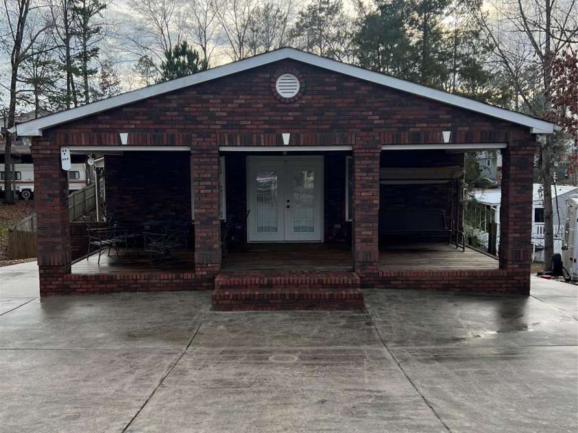 129 Twin Bluff Trail, Mount Gilead, NC 27306.  MLS# CAR4372983, YatesRealty ID 17301. 
